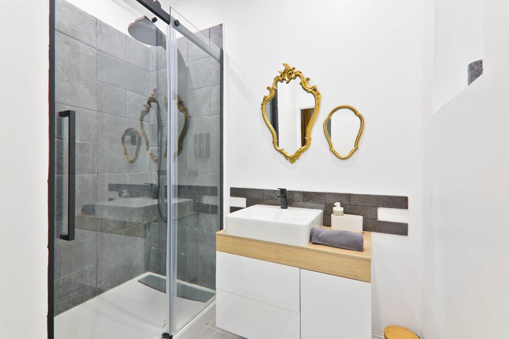 Charmant Appartement Arc De Triomphe Free Netflix ปารีส ภายนอก รูปภาพ
